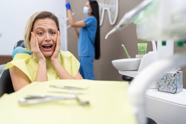 Best Emergency Tooth Extraction in Bellville, TX
